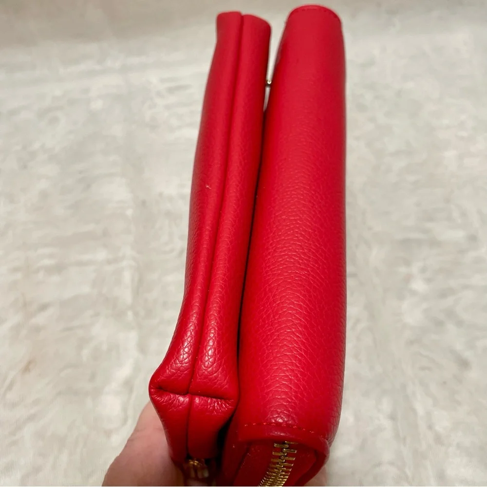 Nicole Lee Kisslock Crossbody Wallet  Combination, NWT